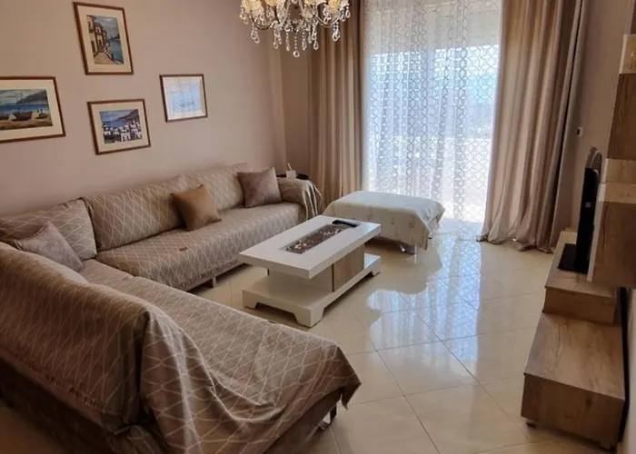 Daniel 2 Apartment *